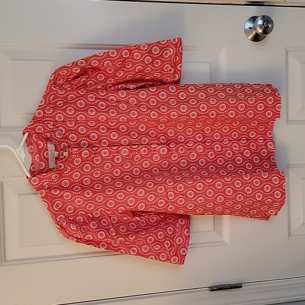 Ann taylor loft Geo puff sleeve blouse